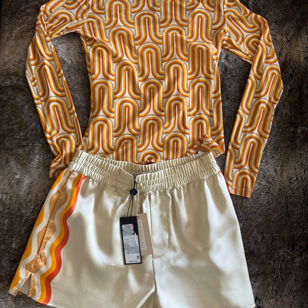 Gianni Bini Orange and Cream Long Sleeve Tee With Gianni Bini Cream Shorts (set)